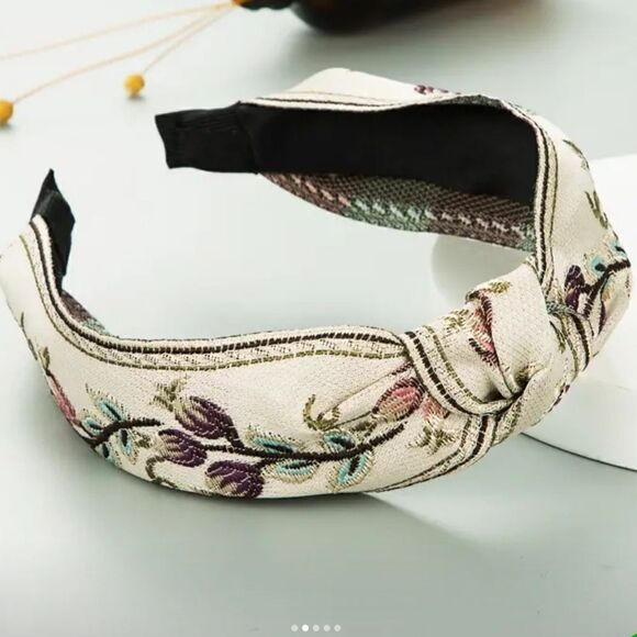 Embroidered Cream Floral Top Knot Headband - Picture 1 of 1